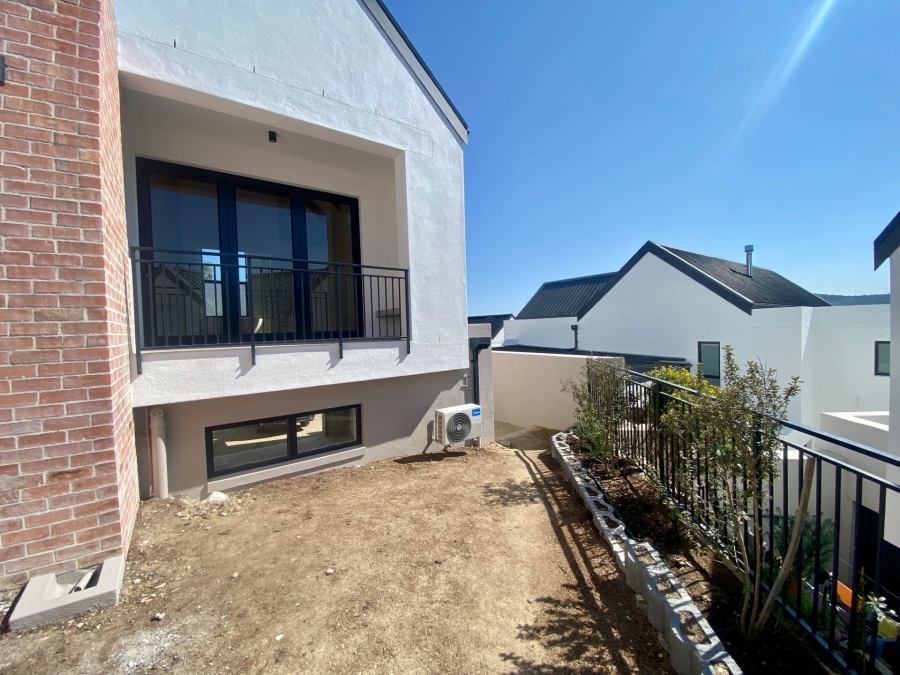 3 Bedroom Property for Sale in La Roche Western Cape